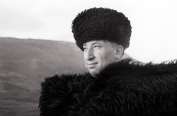 «Вся жизнь моя – в  стихах моих». К 100-летию со дня рождения Расула Гамзатова